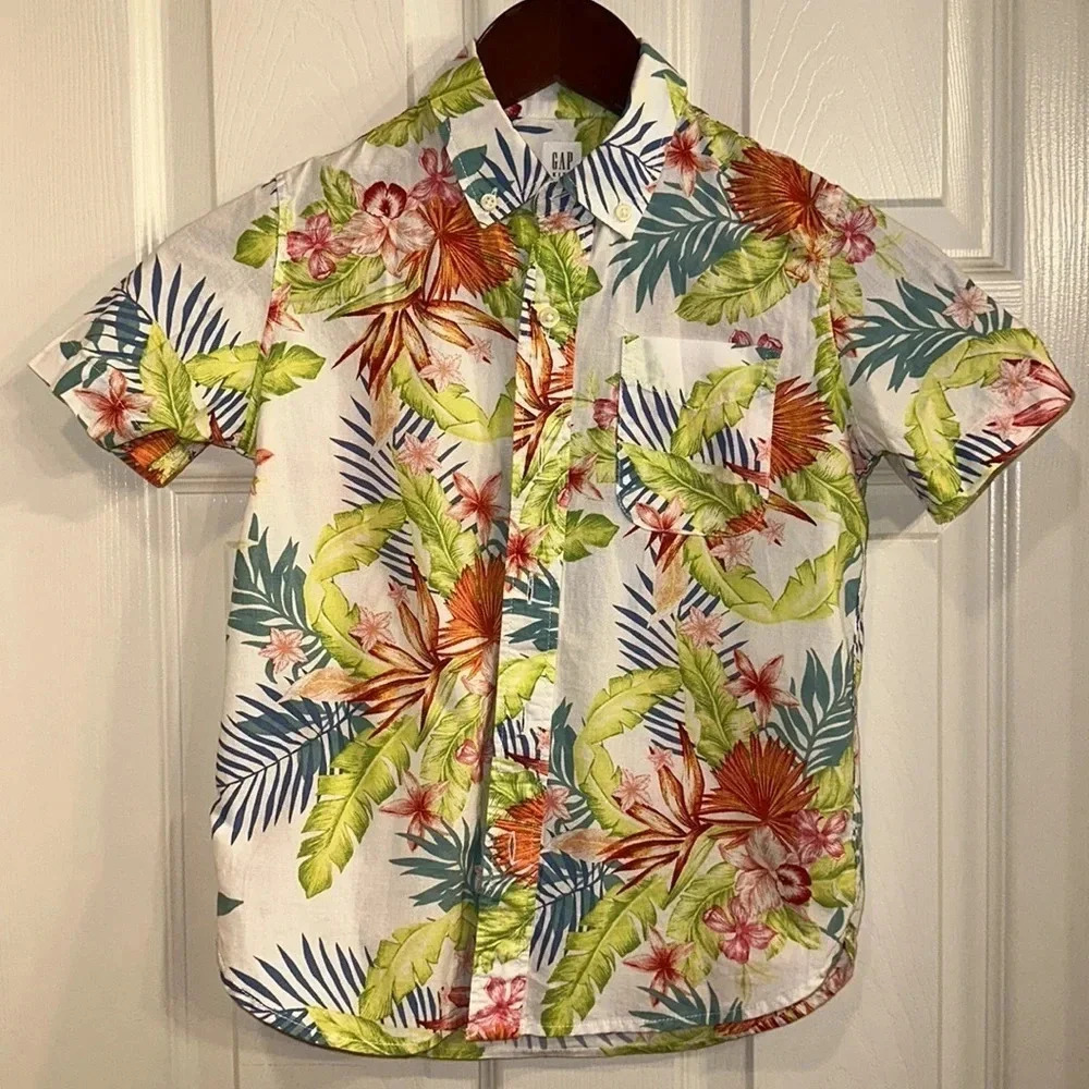 EUC 2 Gap Kids Shirt Sleeve Button Down Shirts (Small - 6/7) - Picture 9 of 11